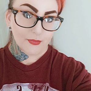 Meet your Posher, Donelle